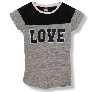 Dramatic - Girl's T-Shirt Size 10/12